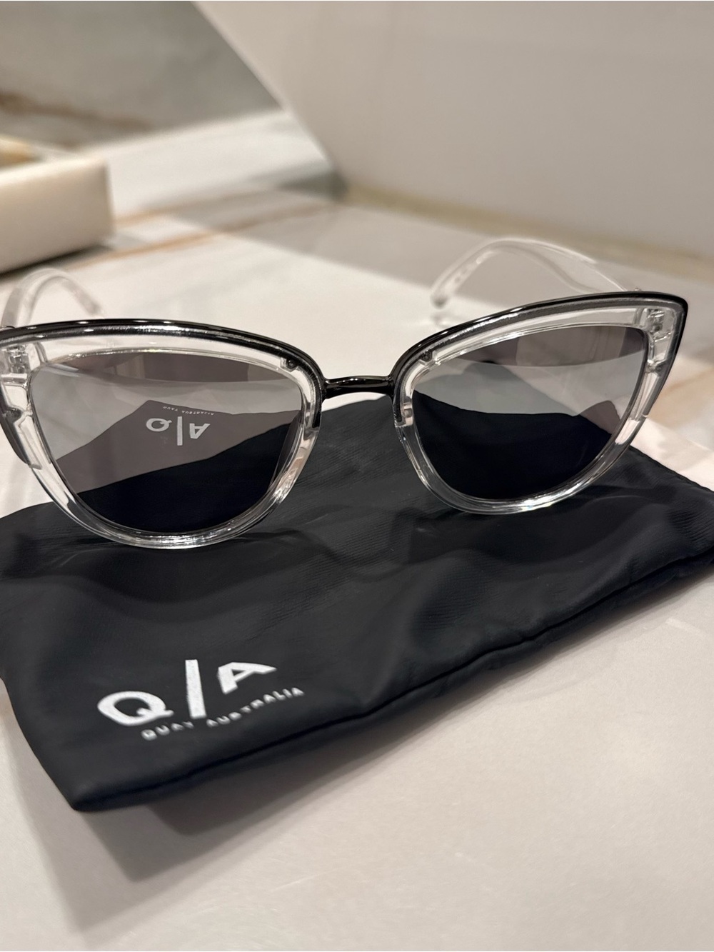 Quay Australia Clear & Black Cutout Cat-Eye Sunglasses + Soft Pouch